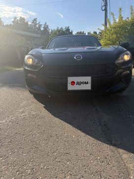 Fiat 124 Spider