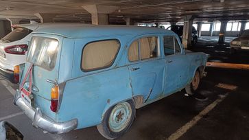 Moskvich 423