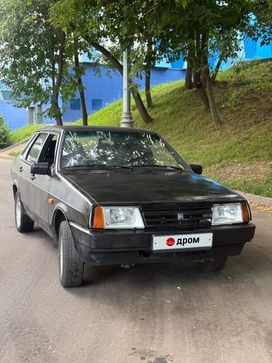 Lada 21099