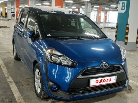 Toyota Sienta