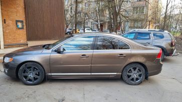 Volvo S80