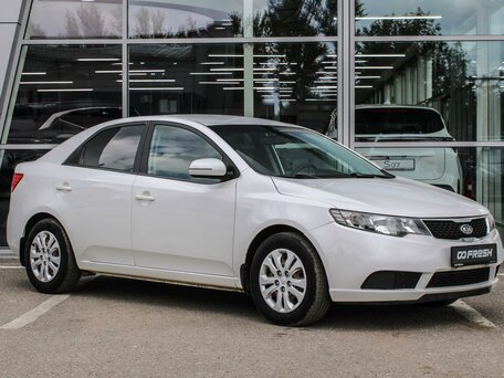 Kia Cerato 5-speed