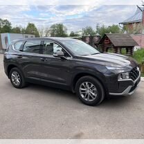 Hyundai Santa