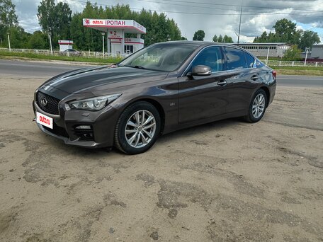 Infiniti Q50