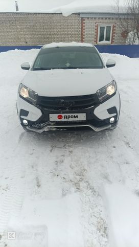 Lada Xray Cross