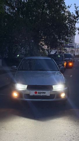 Mitsubishi Galant