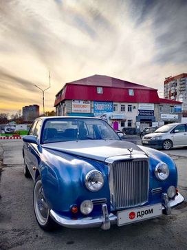 Mitsuoka Galue-I