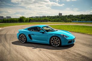 Porsche Cayman