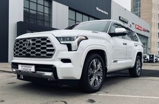 Toyota Sequoia