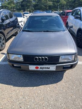 Audi 80