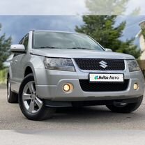 Suzuki Grand
