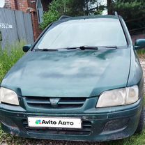 Mitsubishi Space