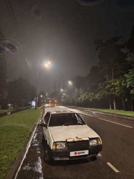 Lada 21099