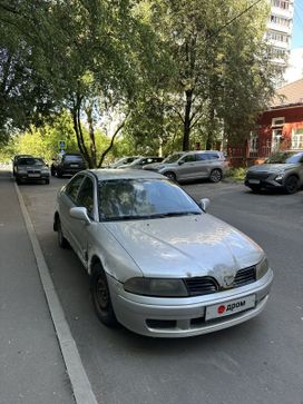 Mitsubishi Carisma