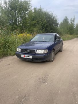 Audi 100