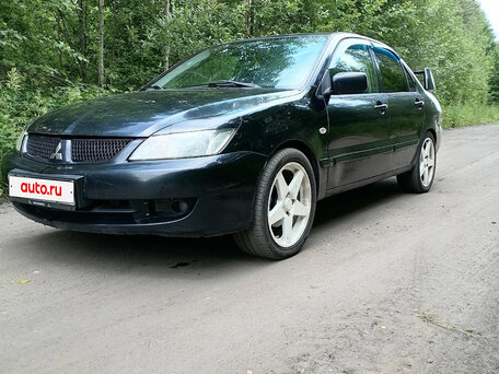 Mitsubishi Lancer