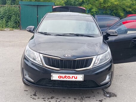 Kia Rio 5-speed