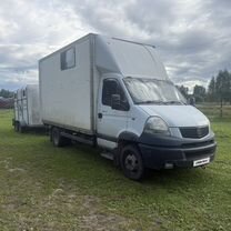 Renault Mascott