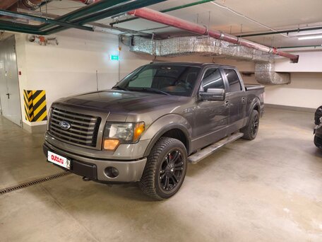 Ford F-150 CrewCab